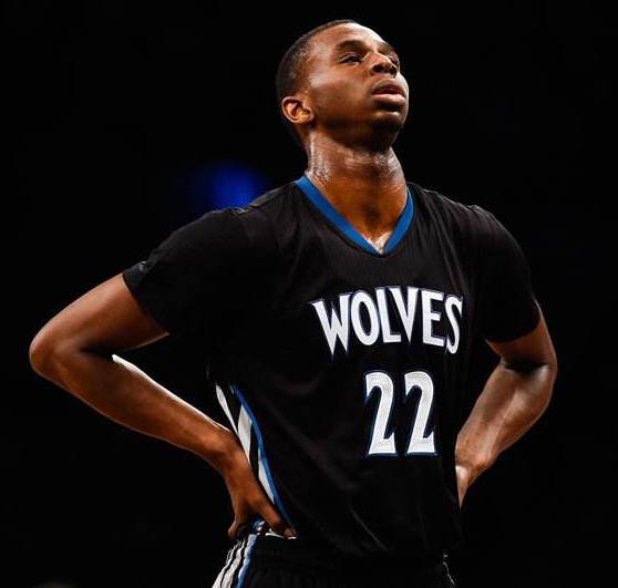 帕尔马2-1维罗纳，马特奥-佩莱格里诺独中两元（马特奥-佩莱格里诺梅开二度，帕尔马2-1击败维罗纳）