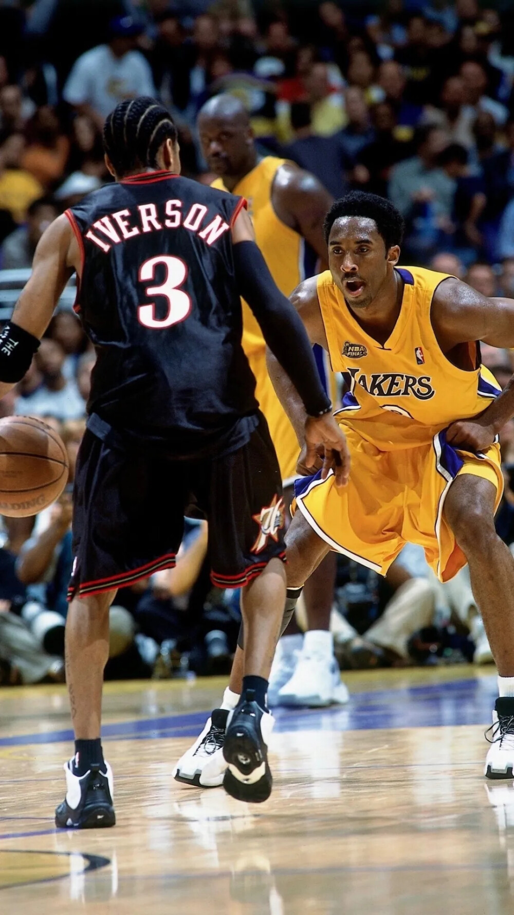 流量狂人摩根：借特朗普上位靠C罗大赚，习惯挖坑式采访（流量大V摩根：借特朗普走红、靠C罗捞金，拿手好戏是挖坑式采访）