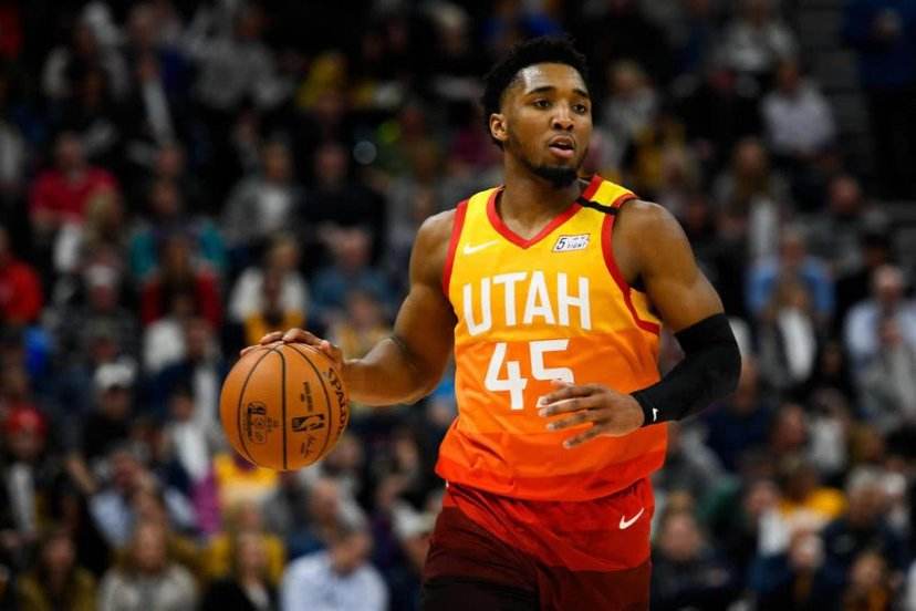 广东男篮末节逆转浙江（广东男篮末节上演逆转，力克浙江）