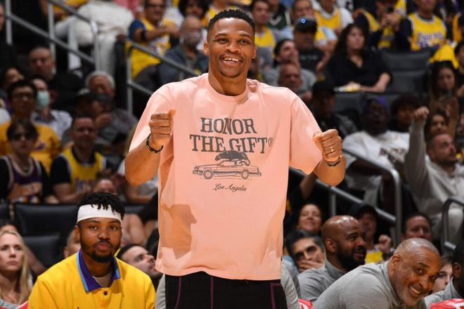 泰州队主帅：曾被贴上傀儡标签，如今炼就笑对所有风雨的底气（泰州队主帅：从“傀儡”标签到笑迎风雨的底气）