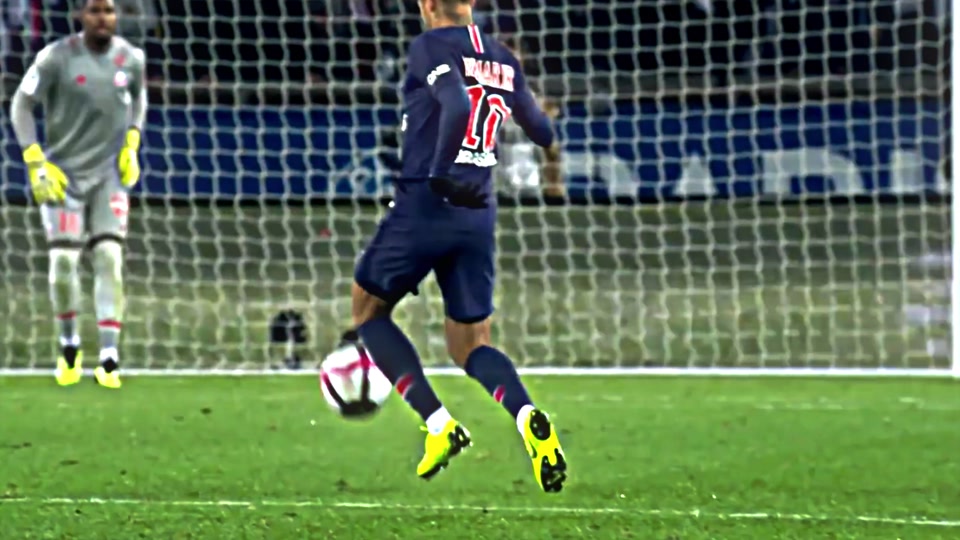 托万：当年和马赛谈续约同时答应了老虎队，这是我犯的最大错（托万：一边与马赛谈续约一边答应老虎队，这是我职业生涯最大的错误）