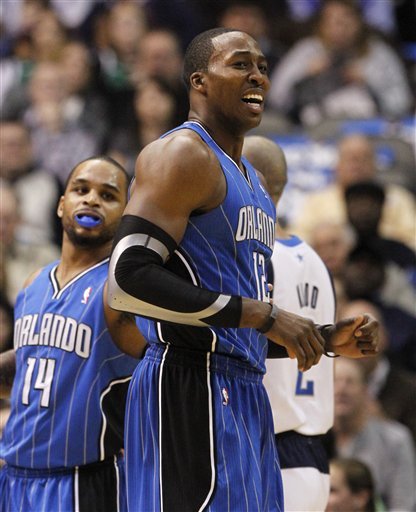 宋凯出席中国体育美术作品展览，与奥运冠军金牌合影（宋凯亮相中国体育美术作品展，与奥运冠军金牌同框留影）