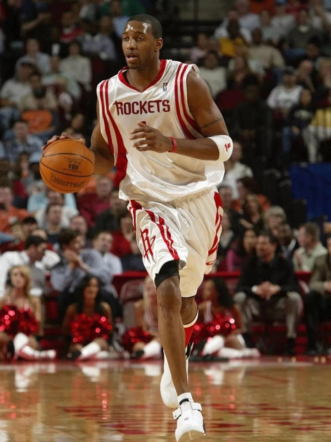 劳塔罗：齐沃拥抱我的次数比我老婆抱我的次数都多（劳塔罗打趣：齐沃抱我的次数比妻子还多）