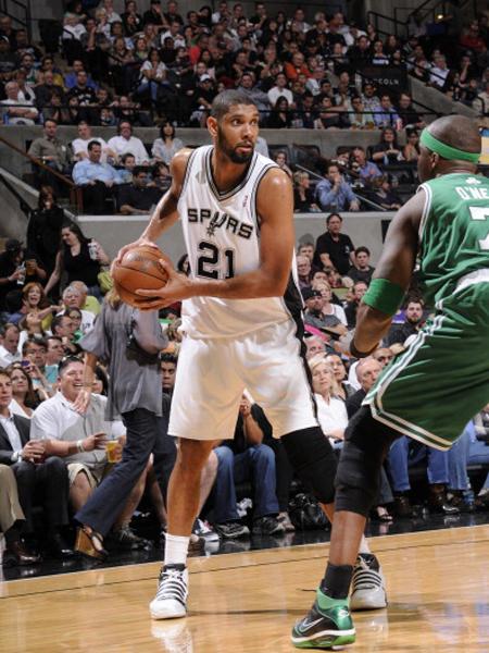 斯基拉：比萨想租借国米的卡尔博尼和罗马的皮西利（斯基拉称：比萨希望从国米与罗马租来卡尔博尼、皮西利）