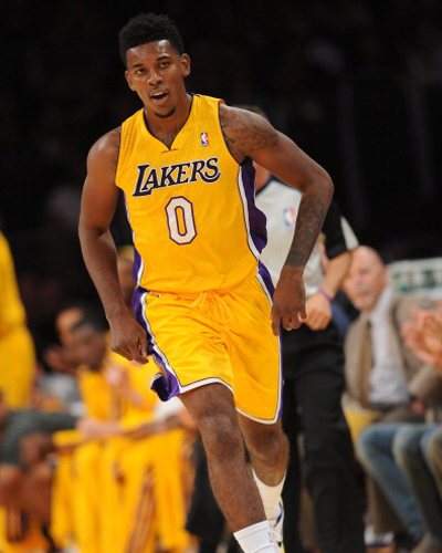 能否说明问题？74611人现场观看英格兰女足vs中国女足热身赛（英格兰女足vs中国女足热身赛吸引74611人到场，这个数字说明了什么？）