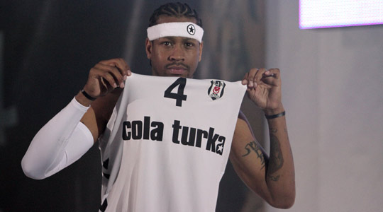 图赫尔：面对世界杯高温，必须明确球员角色并积极替补轮换（图赫尔：世界杯高温下应清晰界定球员职责并积极进行轮换）