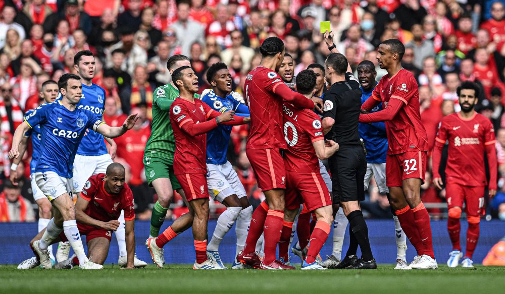 足球+音乐会，河南主帅拉莫斯当乐团指挥&阿奇姆彭等球员参加（当足球遇见音乐：河南主帅拉莫斯执棒，阿奇姆彭等球员助阵）