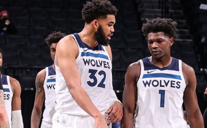 荷兰女国脚罗尔德公开谈论与女友恋情，两人曾因亲密照片受批评（荷兰女足国脚罗尔德谈与女友恋情，曾因亲密照遭批评）